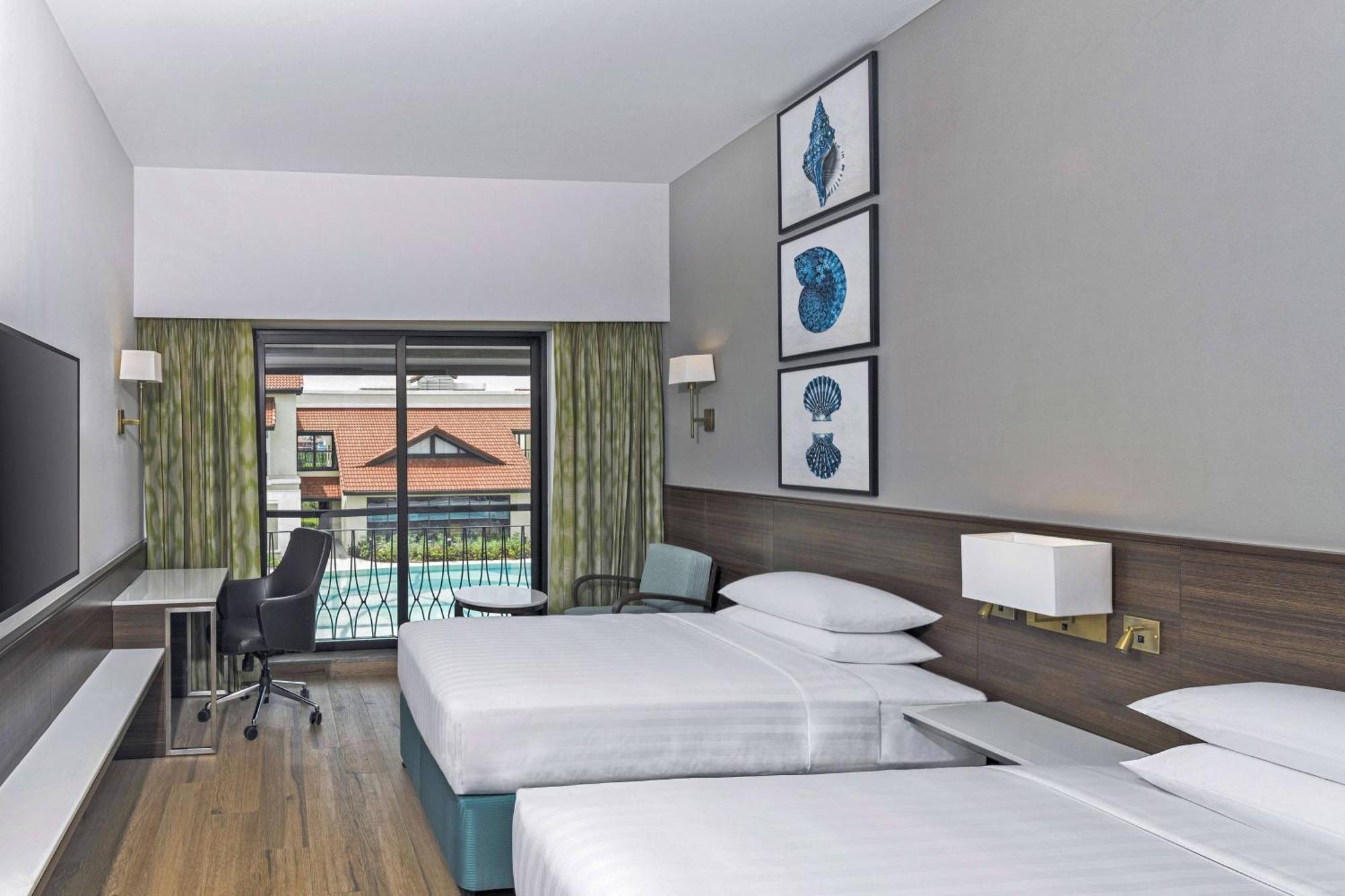 Отель Fairfield By Marriott Goa Бенаулим Экстерьер фото